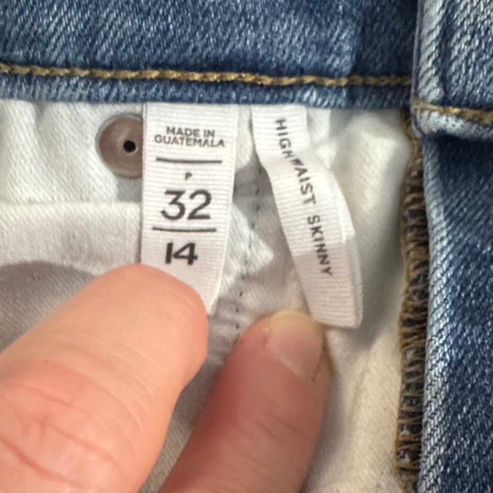 LOFT- Size 14 Petite/32P Light Blue Distressed Ankle Jeans - Picture 2 of 5